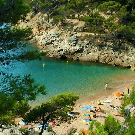Pola Giverola Camp Kamp alanı