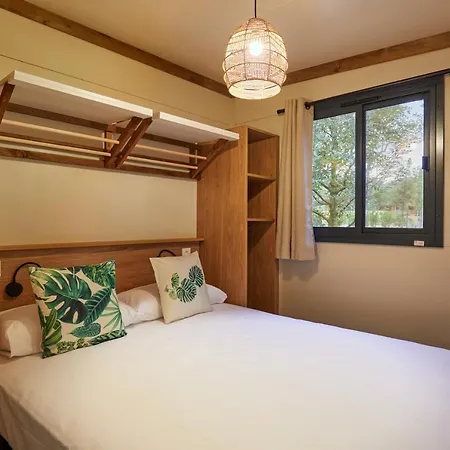 Kamp alanı Pola Giverola Camp *