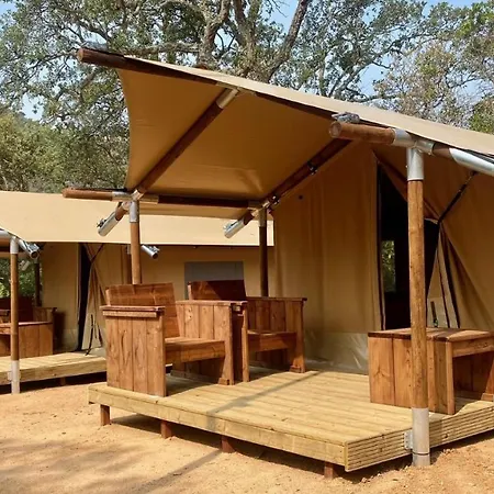 Kamp alanı Pola Giverola Camp Tossa de Mar